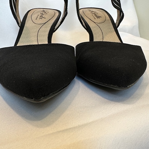 Life Stride Black Strappy Heels Size 8M - Picture 16 of 16